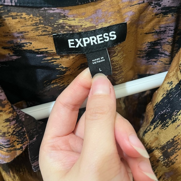 Express - Picture 3 of 3